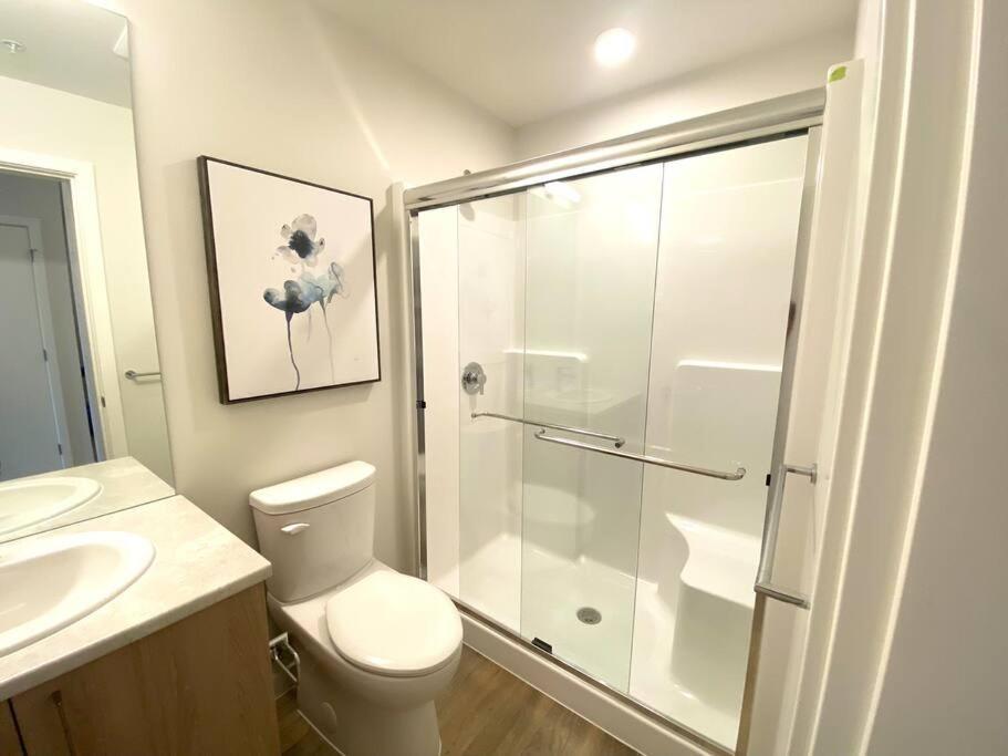 Lovely Brand New Suite Sidney Exteriör bild