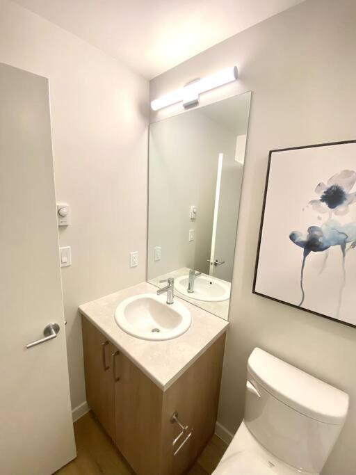 Lovely Brand New Suite Sidney Exteriör bild